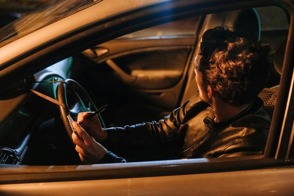Comment les systèmes de détection de somnolence améliorent-ils la sécurité des conducteurs de longue distance?