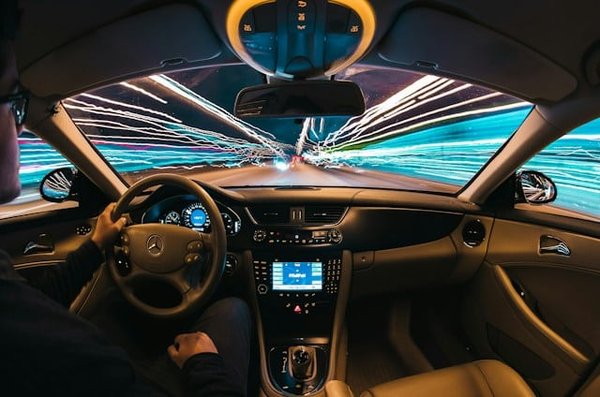 Quels sont les meilleurs produits pour entretenir les roues en alliage d'une Audi A4 ?